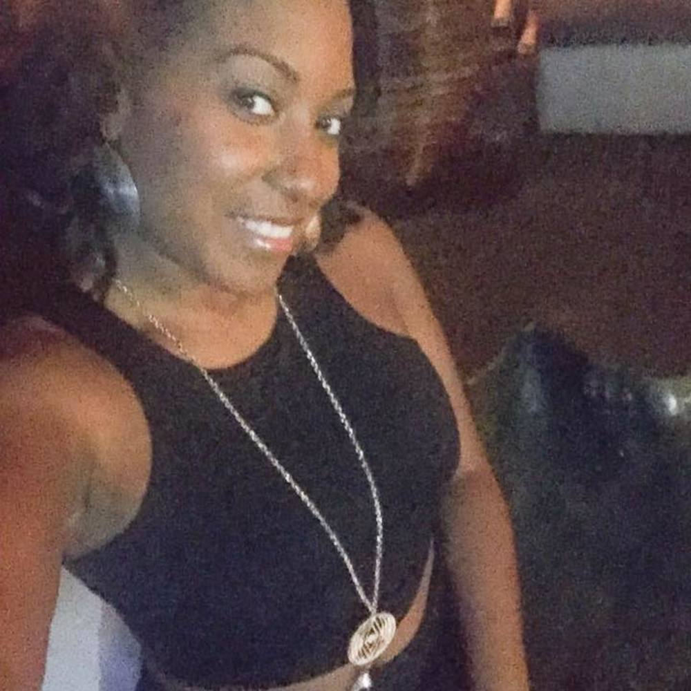 Meet your Posher, Latoya